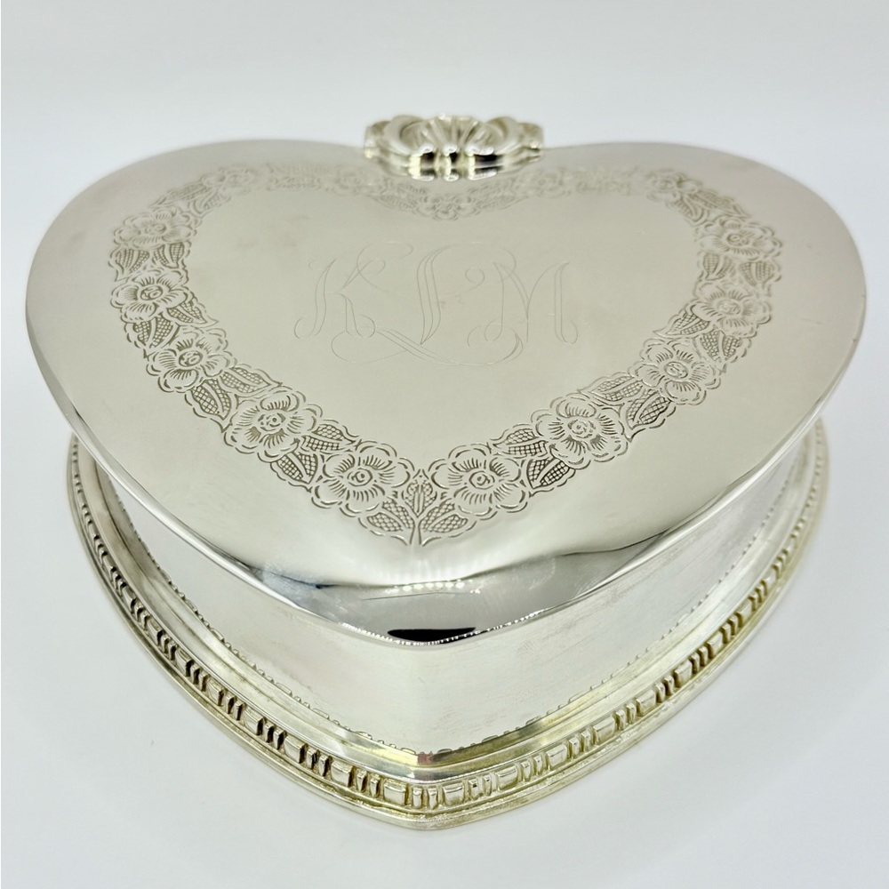Godinger Silver Plated Heart Shaped Velvet Lined Jewelry Box
